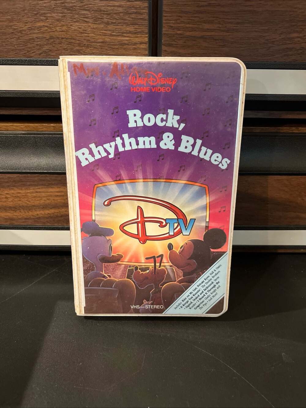 Walt Disney Home Video DTV Rock, Rhythm & Blues VHS Tape